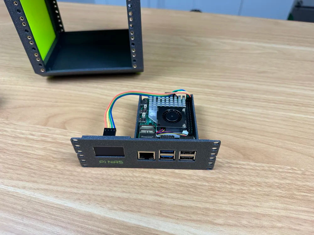 Bastidor Rack 10" Personalizable | Solución para Homelab, Domótica y sistemas de control de acuarios