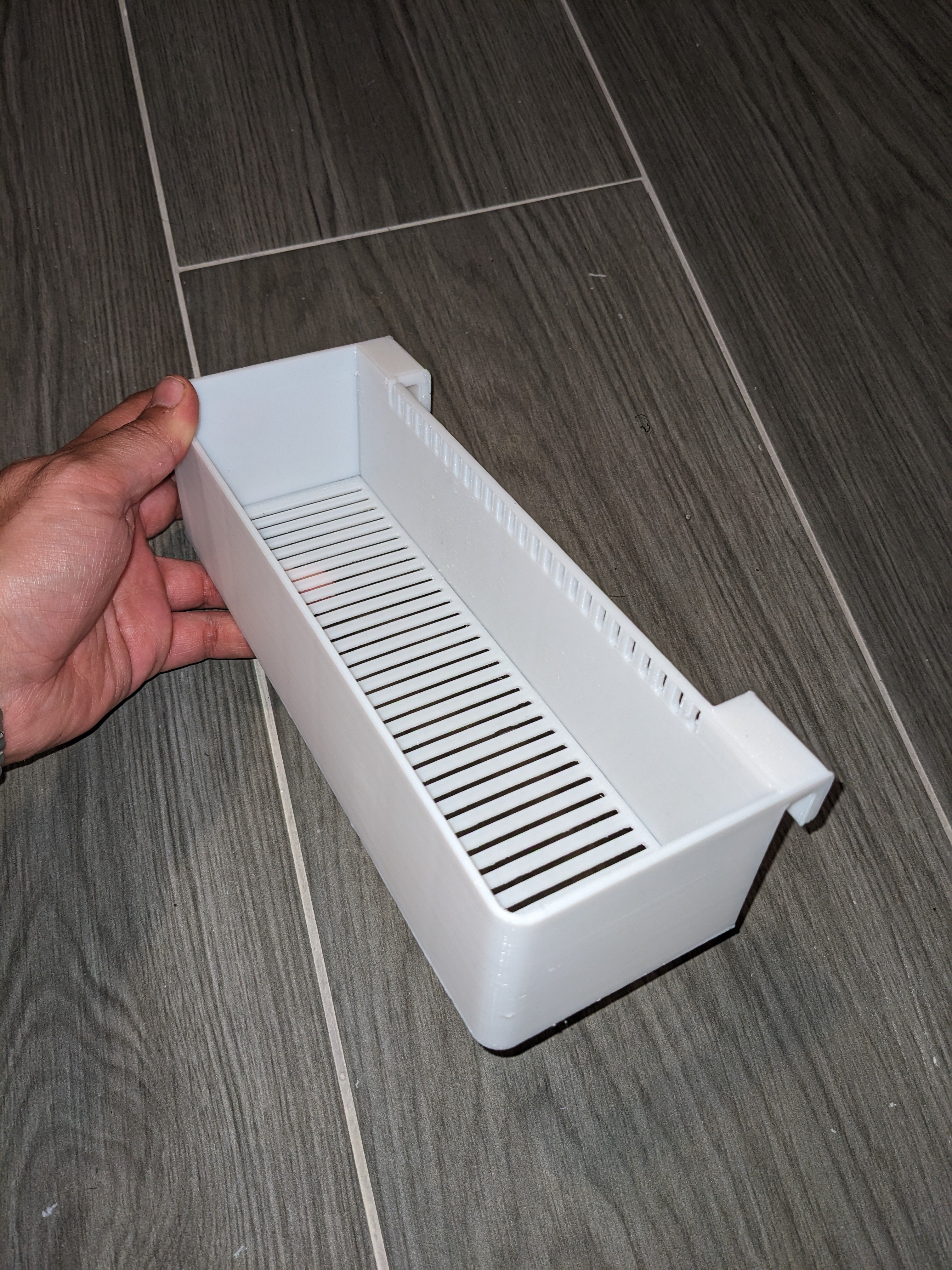 Caja de filtrado | Modelo: EasyComb Bio (240×80×80 mm) | Cesta de medios con peine