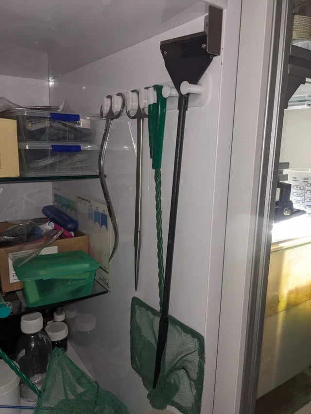 Soporte utensilios acuario